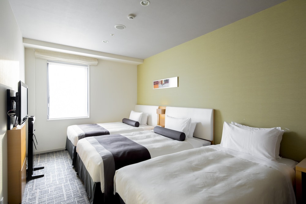 Twin Room A, 22sqm, Non Smoking (For 3 Guests) photo 1