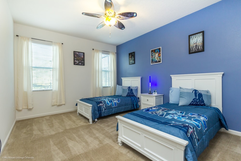Villa (5244OA Luxury 6 Bedroom 4.Bath  Home )