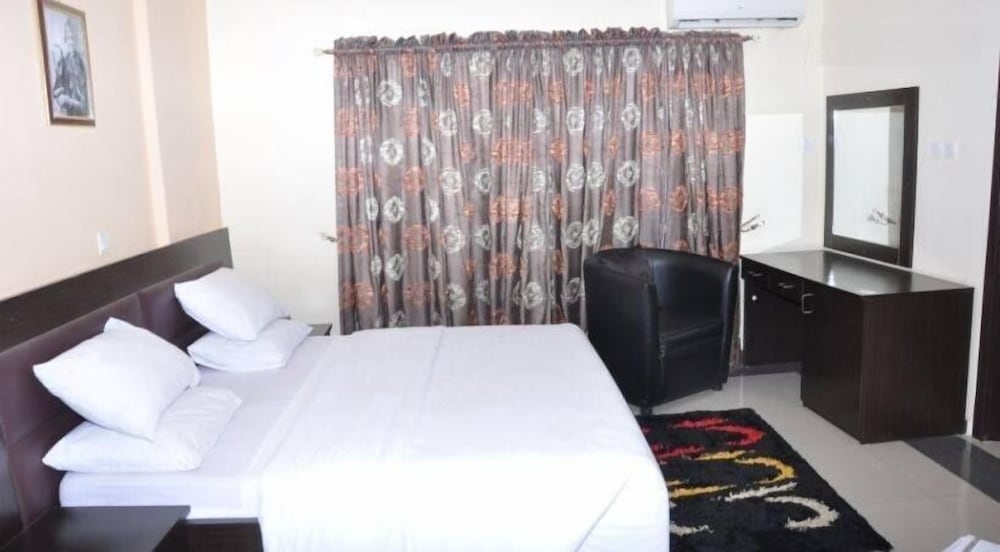 Superior Room, City View