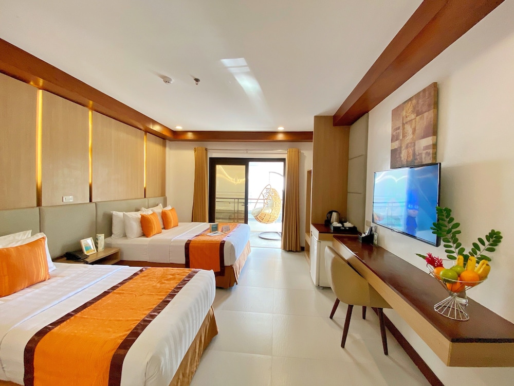 Superior Triple Room photo 3