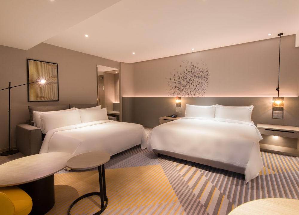 Suite, 1 King Bed with Sofa bed, Sea View thumbnail 5
