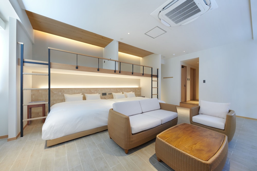 Deluxe Loft, Non Smoking, Sea View, Shower Room Only - Photo 6