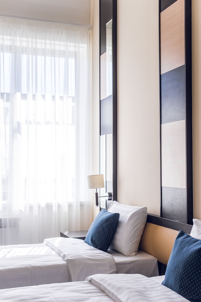 Standard Twin Room photo 2