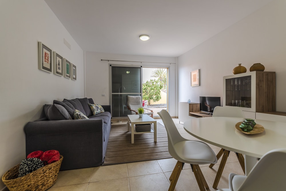 House, 2 Bedrooms