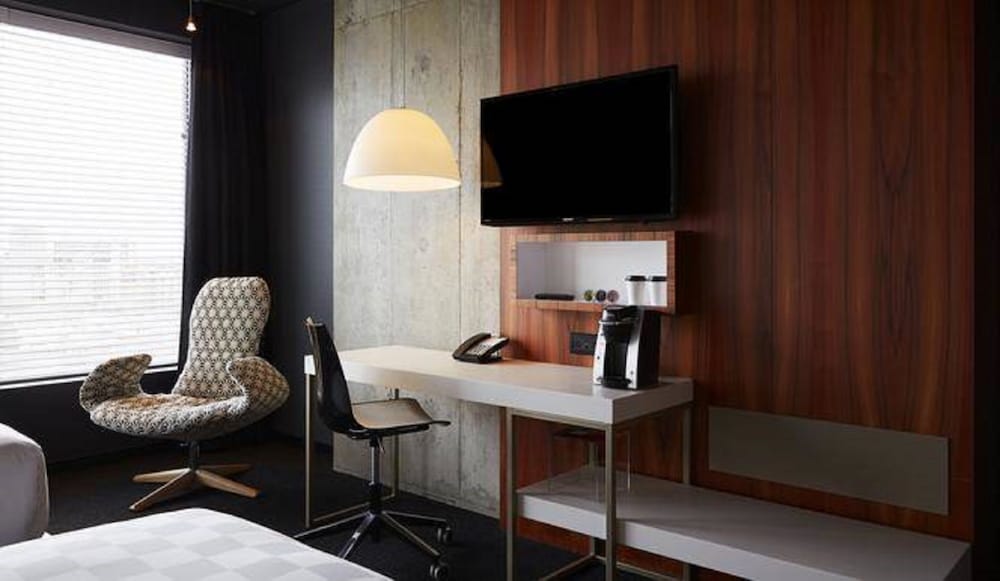 Standard Room, 2 Queen Beds photo 2