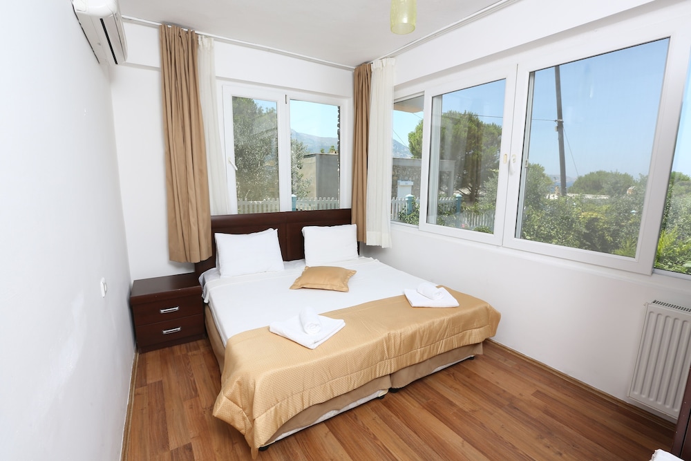 Standard Twin Room photo 1