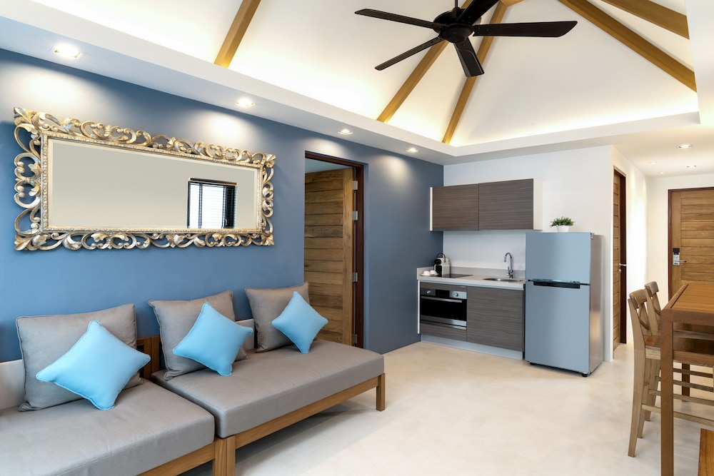 Vann Pool Villa