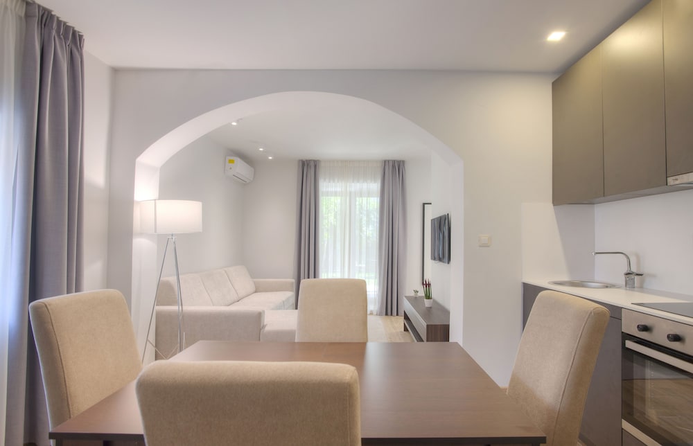 Comfort Apartment photo 3
