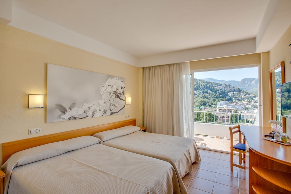 Superior Room, Balcony - Photo 4