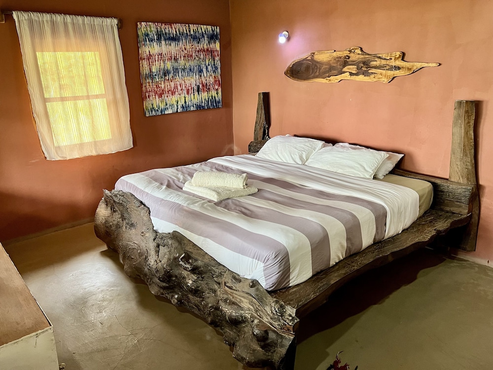 Premium Villa, 1 King Bed, Ocean View, Beachfront photo 2