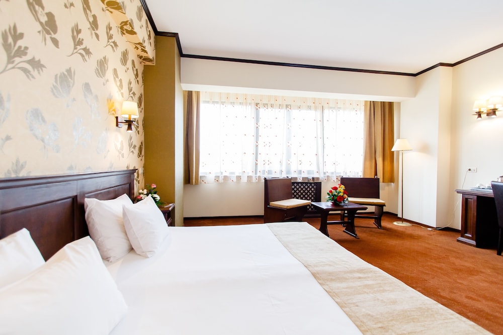 Executive Double Room - Photo 7