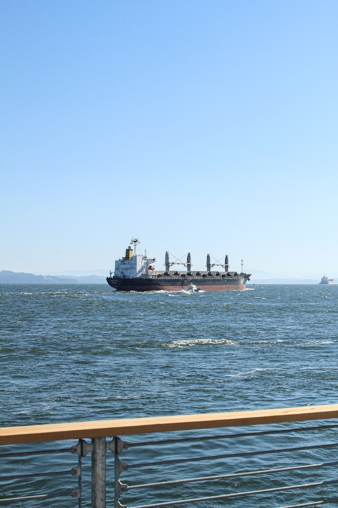 Buoy Suite - Photo 10