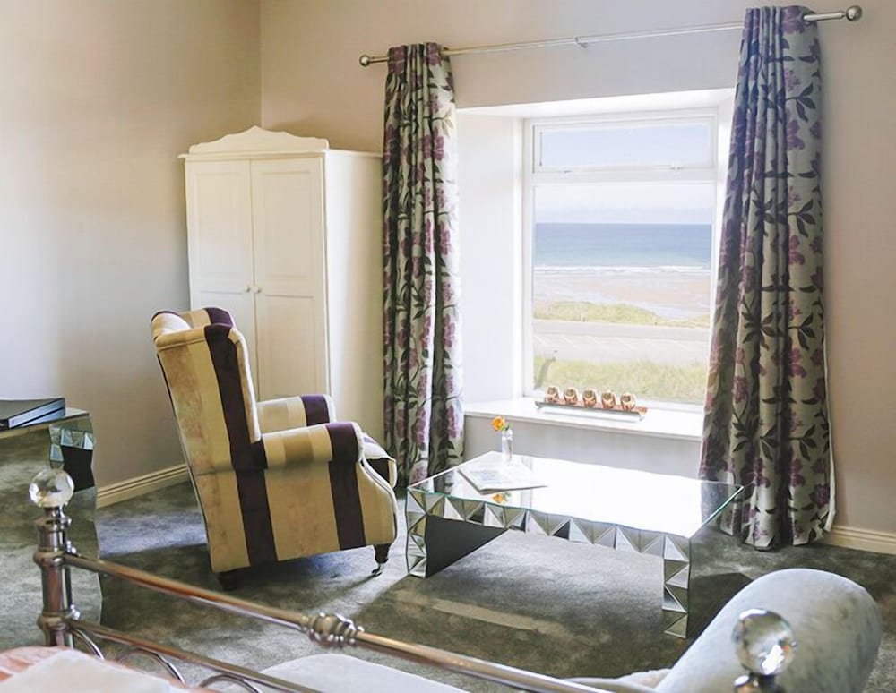 Double Room, 1 Bedroom, Ocean View (The Atlantic View Room) photo 2
