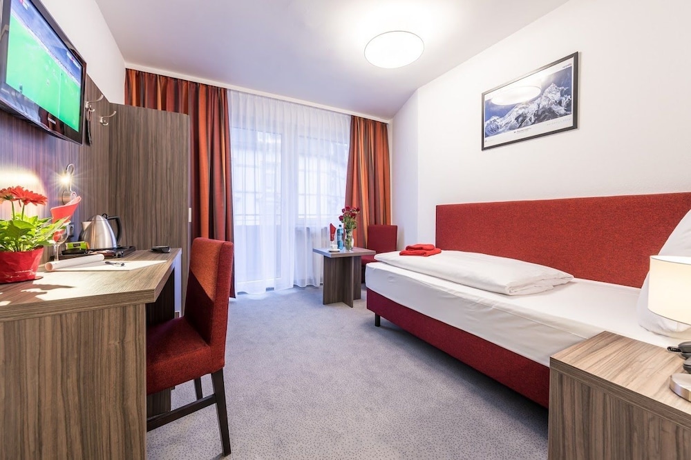 Single Room photo 1