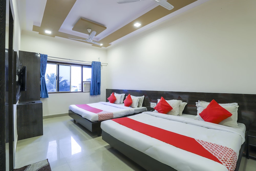 Deluxe Double or Twin Room photo 3