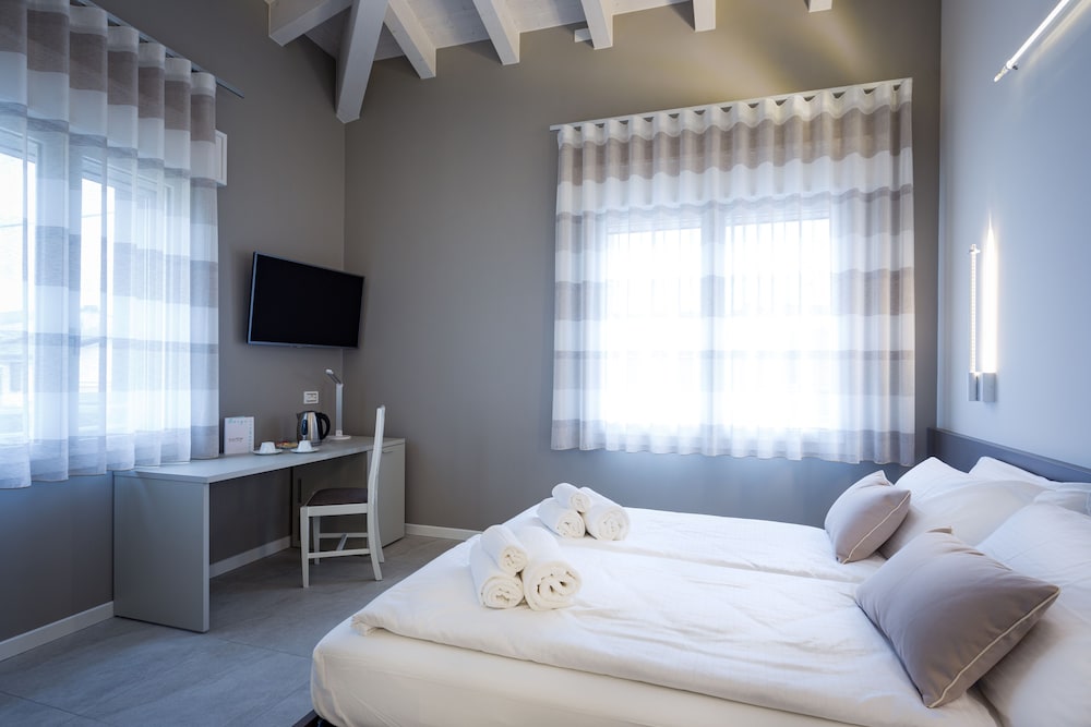 Double Room (Torre)