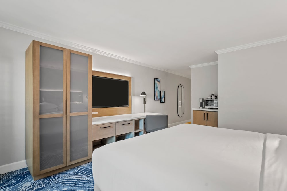 Available room