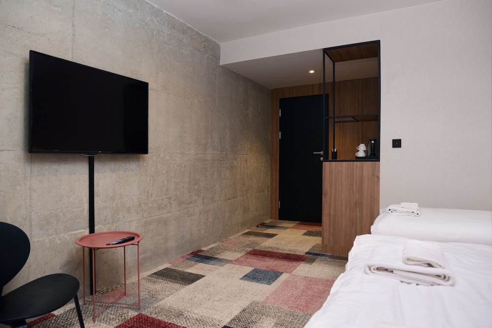 Superior Triple Room - Photo 4