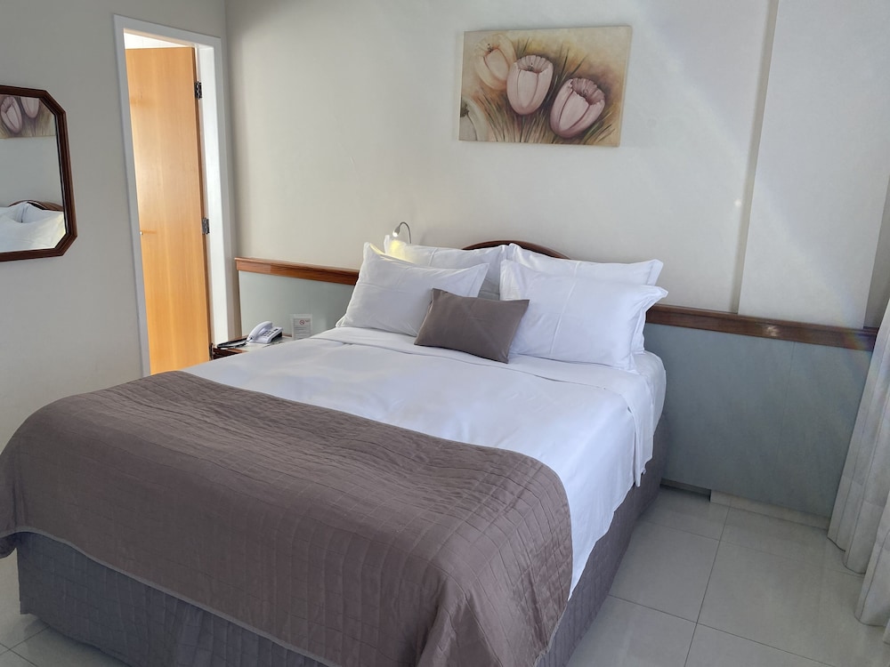 Master Quadruple Room