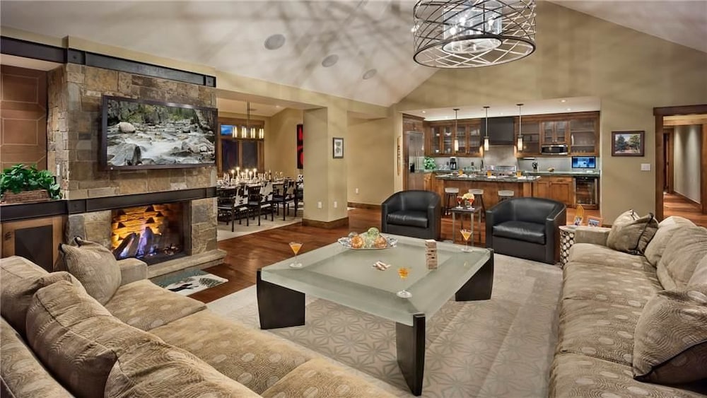 Condo, Multiple Beds, Mountain View (Flat Tops Peak Penthouse (#701) (Cond)