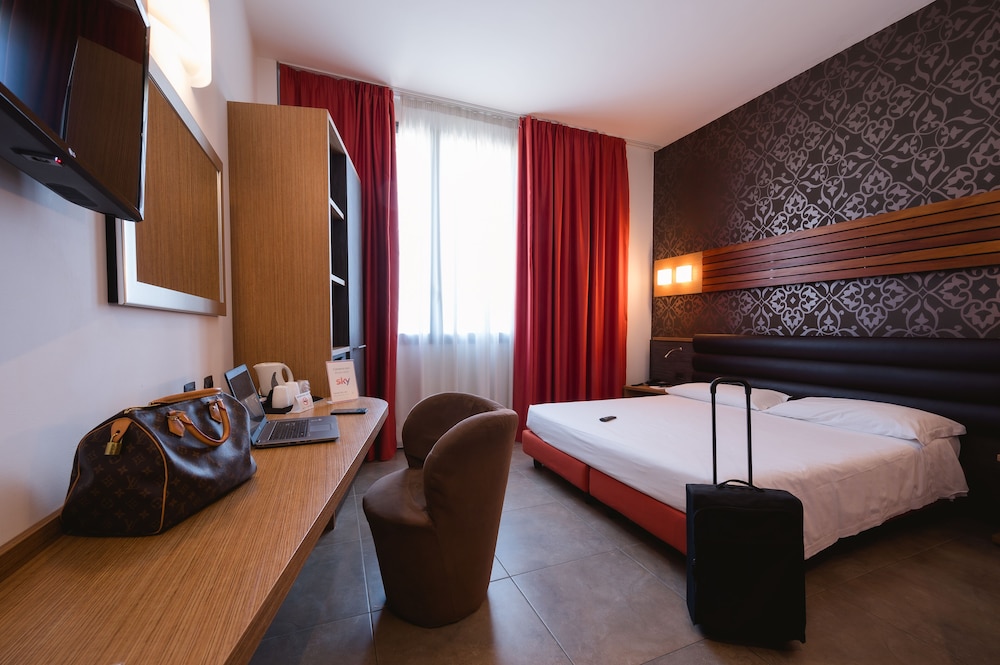 Standard Double Room Single Use
