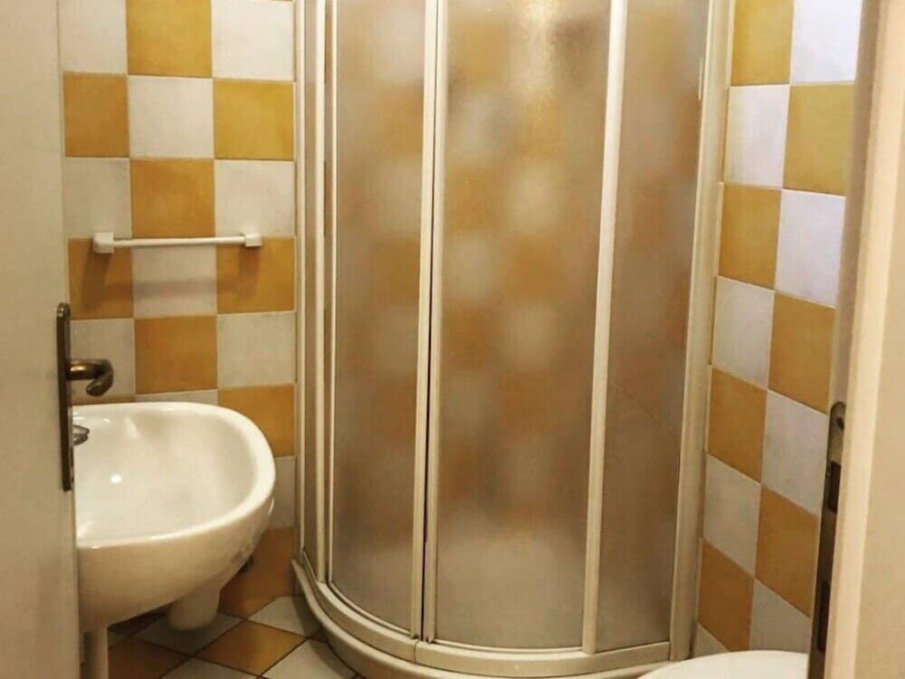 Double or Twin Room photo 3