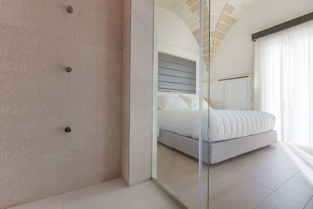 Luxury Suite (1316 - Mediterranea)