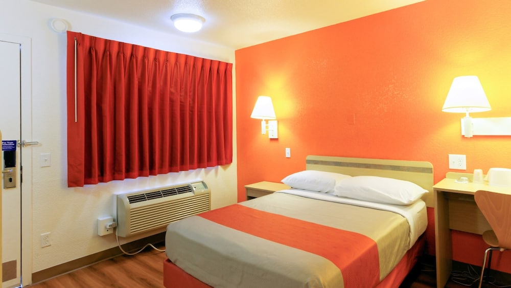 Deluxe Room, 1 Double Bed, Accessible, Non Smoking photo 1