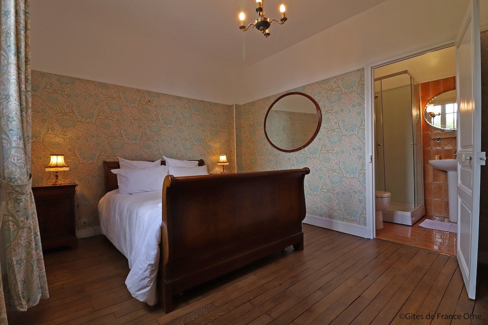 Standard Double Room - Photo 1