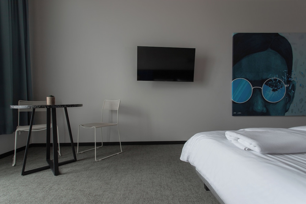 Exclusive Apartment, City View photo 3
