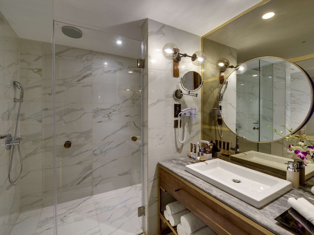 Luxury Room, 1 Double Bed with Sofa bed, Pool View photo 3