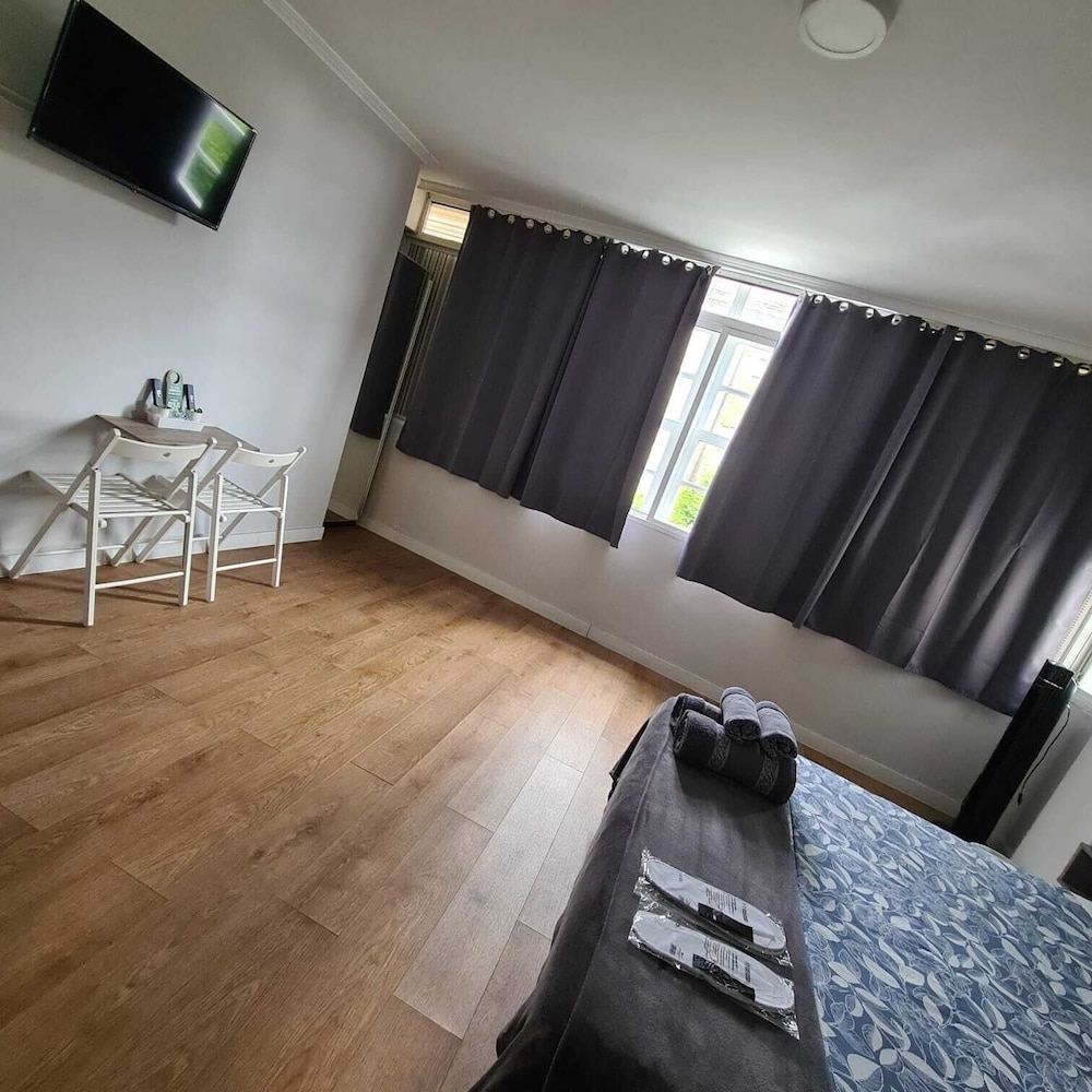 Double (1 bed) with private bathroom - Photo 5
