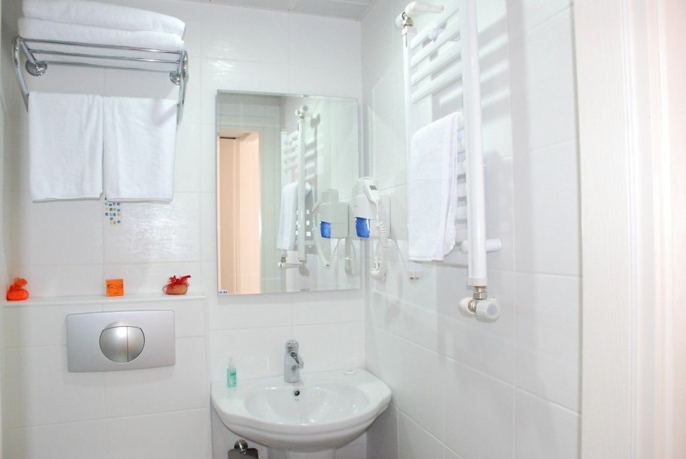 Double Room Single Use photo 3