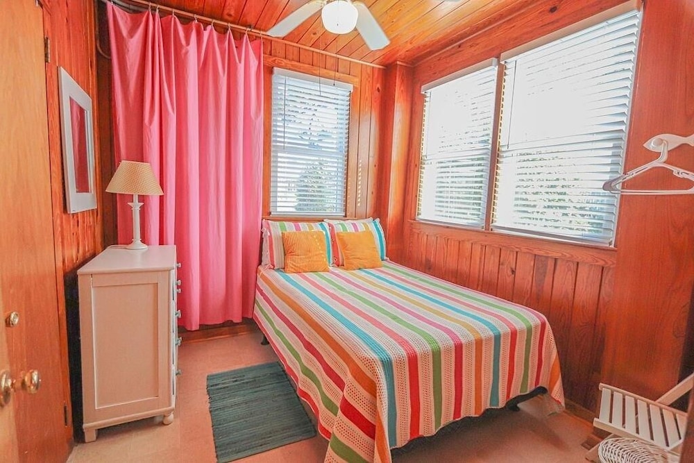 House, 5 Bedrooms photo 1