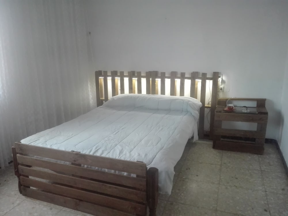 Basic Double Room, 1 Double Bed photo 3