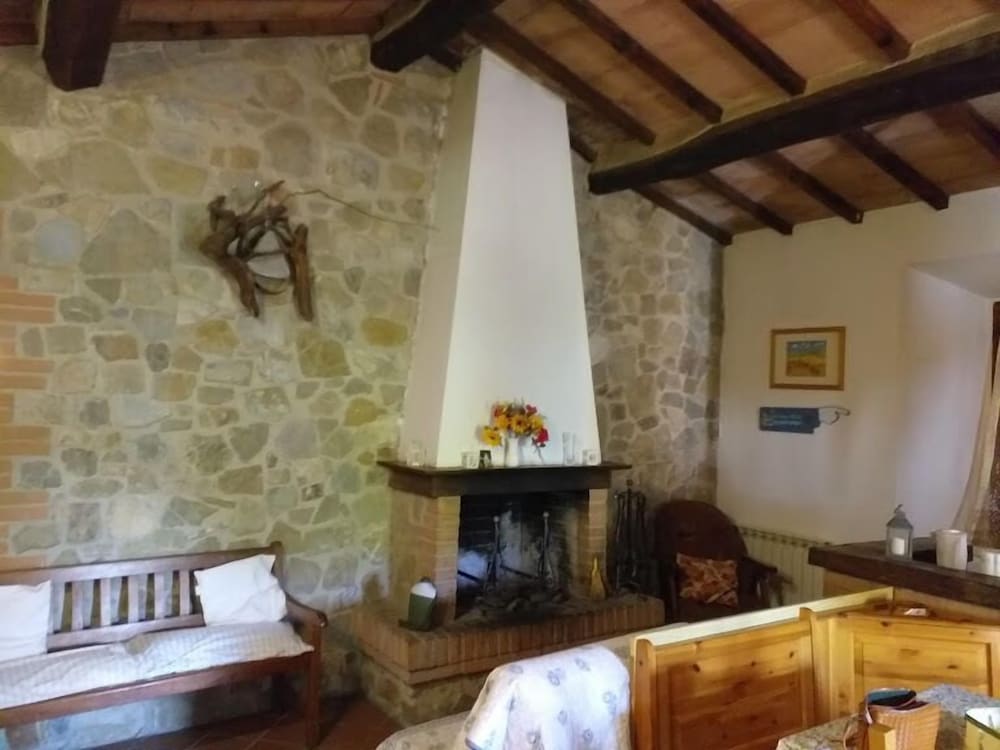 Apartment, 2 Bedrooms, Fireplace