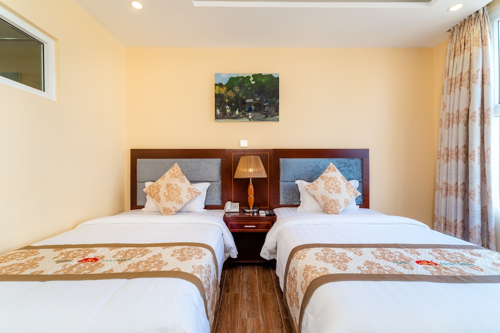 Deluxe Double Room, City View photo 3