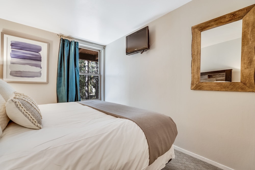 House (2 Bedrooms)