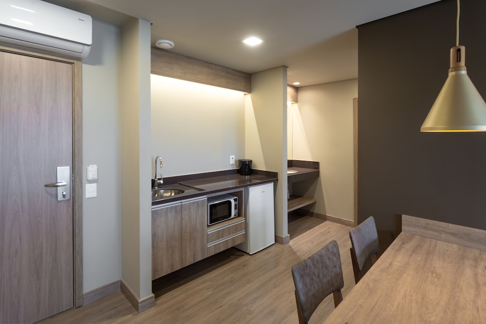 Family Room - Photo 5