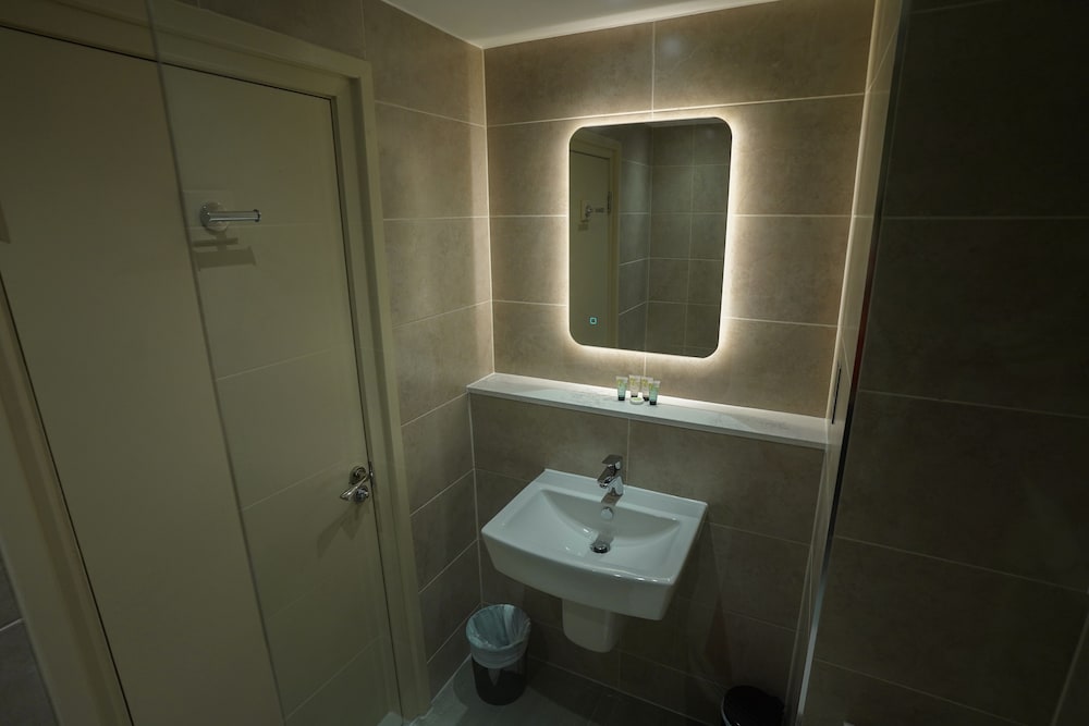 Standard Room - Photo 19