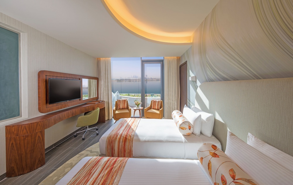 Penthouse Suite with Rooftop Terrace, Palm Sea View and Club Lounge Access