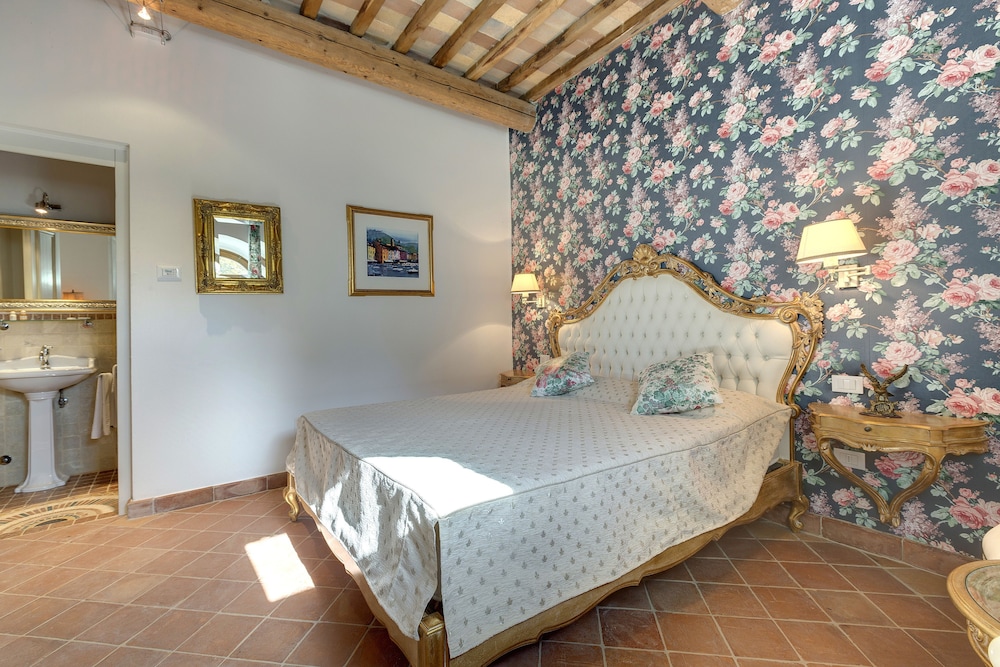 Comfort Double Room, 1 Queen Bed, Garden View, Ground Floor photo 2