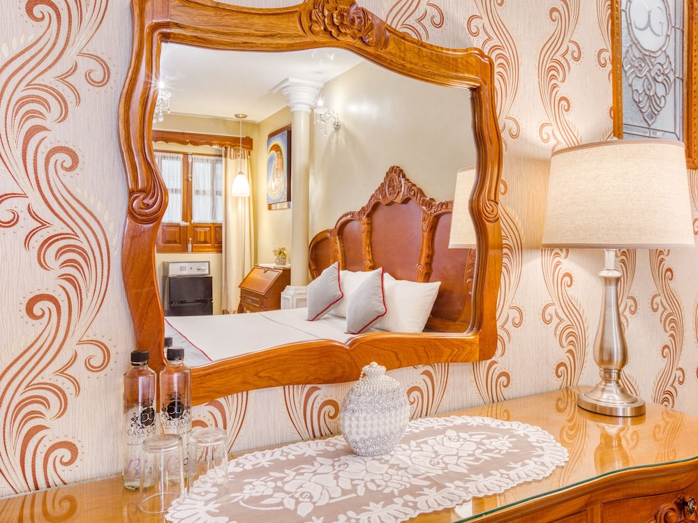 Deluxe Twin Room, 2 Queen Beds photo 2