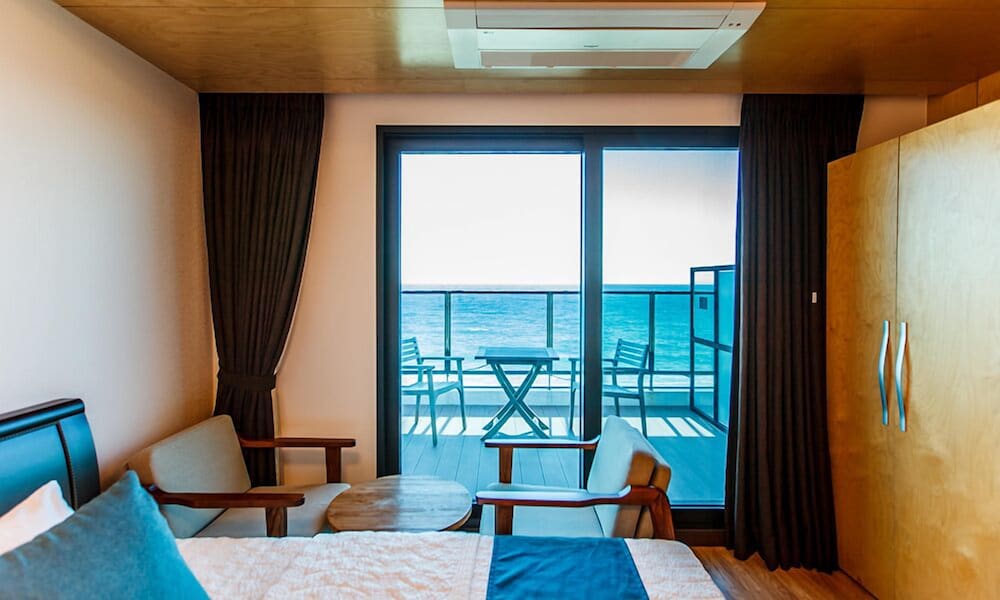 Luxury Room, Ocean View (A) - Photo 2