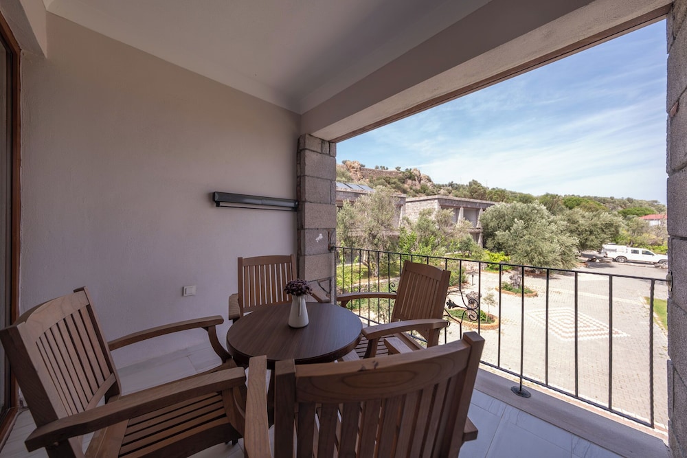 Family Room, Connecting Rooms, Sea View photo 2