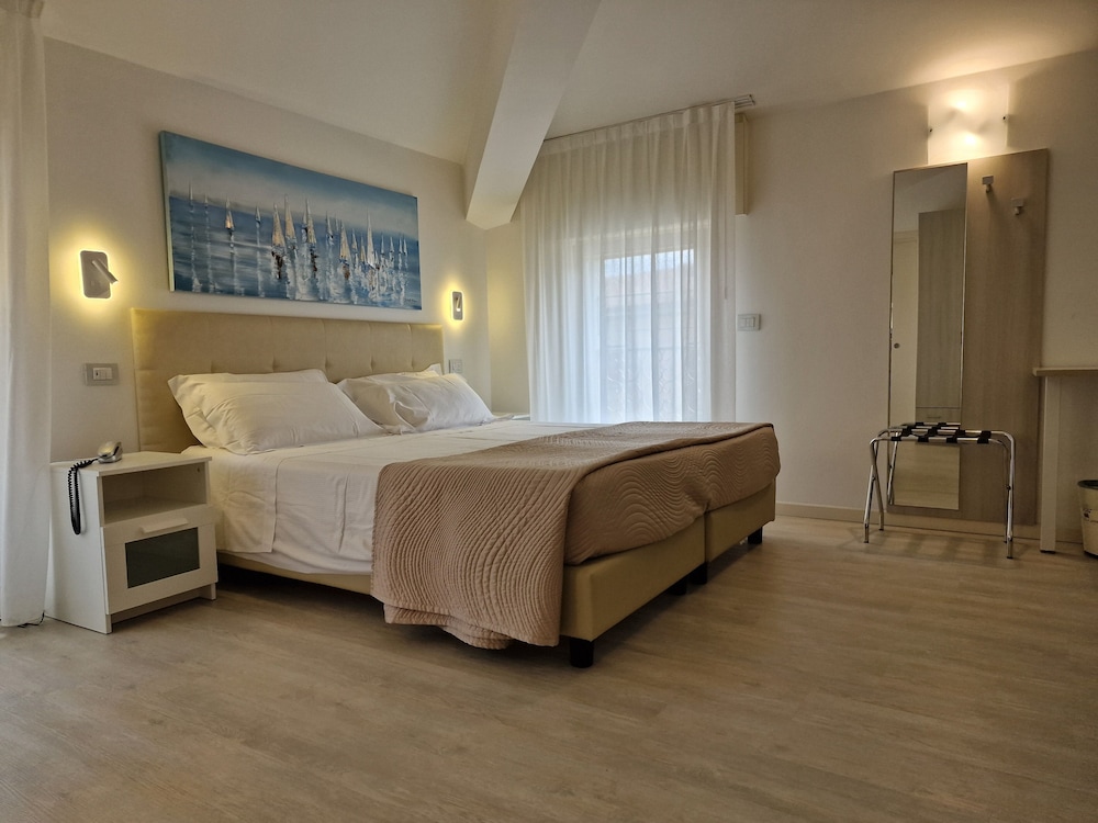 Superior Double Room photo 2