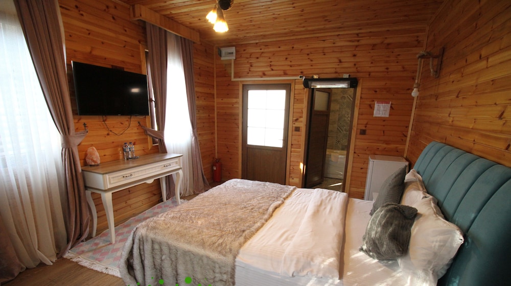 Deluxe Bungalow, 1 Double Bed, Mountain View photo 2