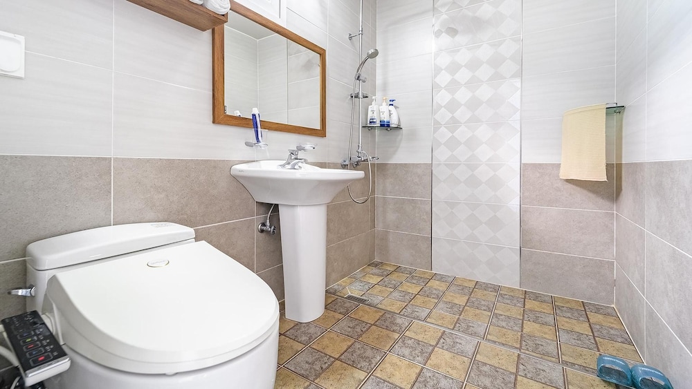 Basic Room, 1 Bedroom (Adong 202(Ocean view,with pet)) photo 2
