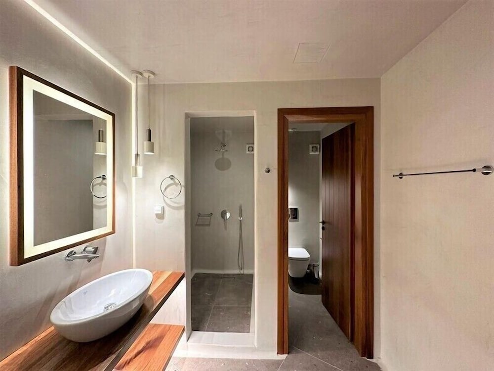 Suite with heated plunge pool - Photo 2