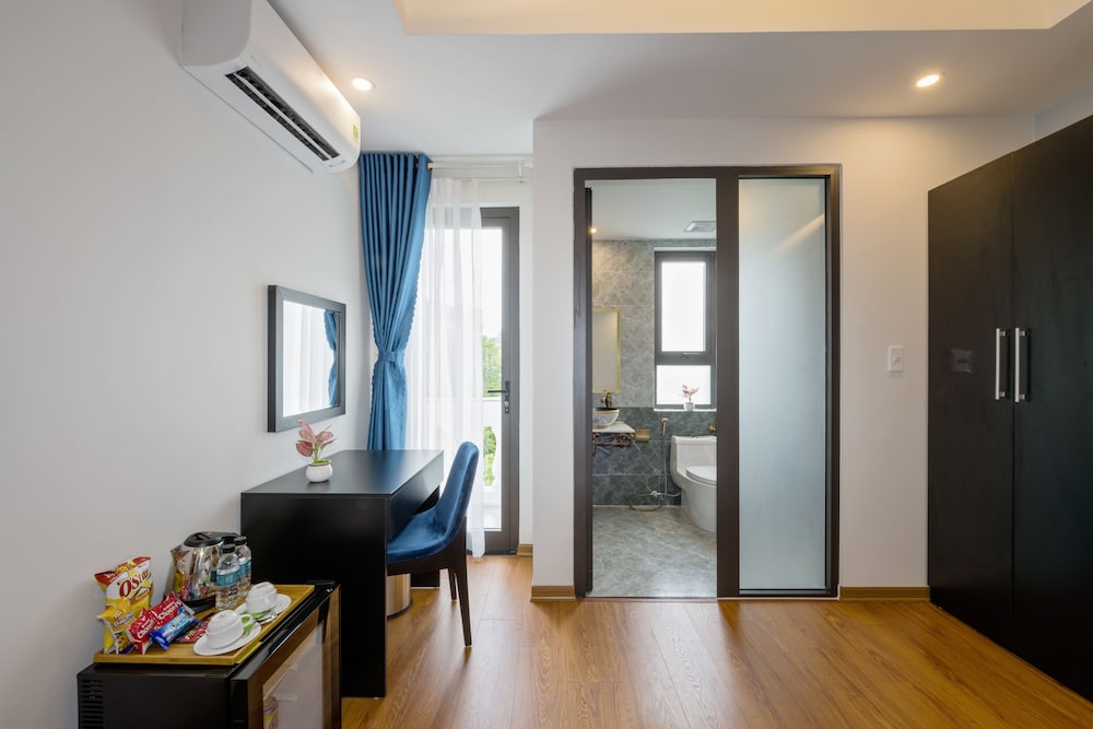 Superior Double Room, 1 King Bed, Garden View